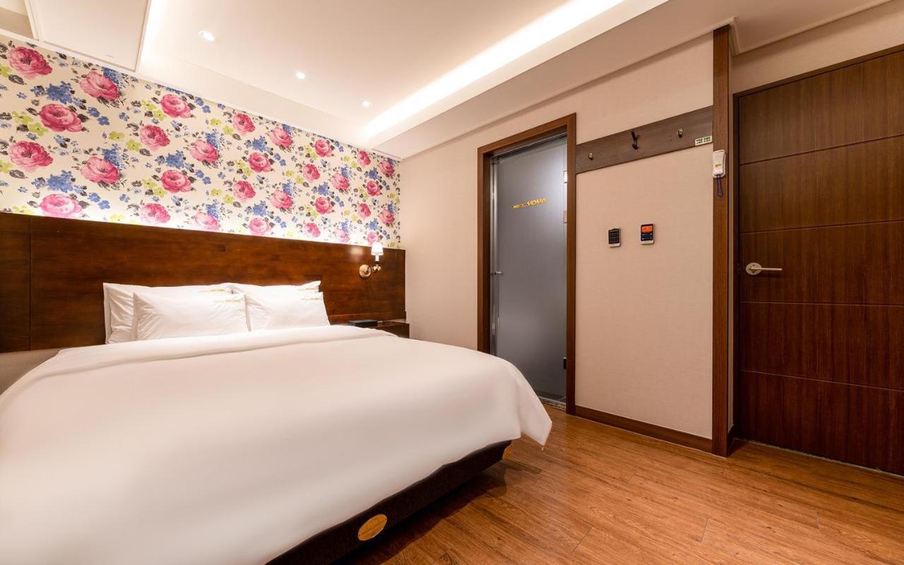 Hotel Momo Busan Exterior photo